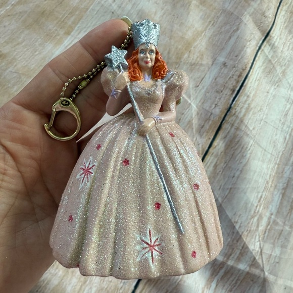 VTG Wizard of Oz  Turner Entertainment Figurine GLINDA THE GOOD WITCH Ornament - Picture 1 of 6
